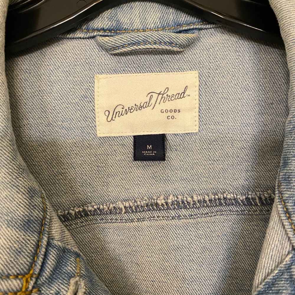 Universal Thread Light Wash Denim Jacket - Picture 2 of 3